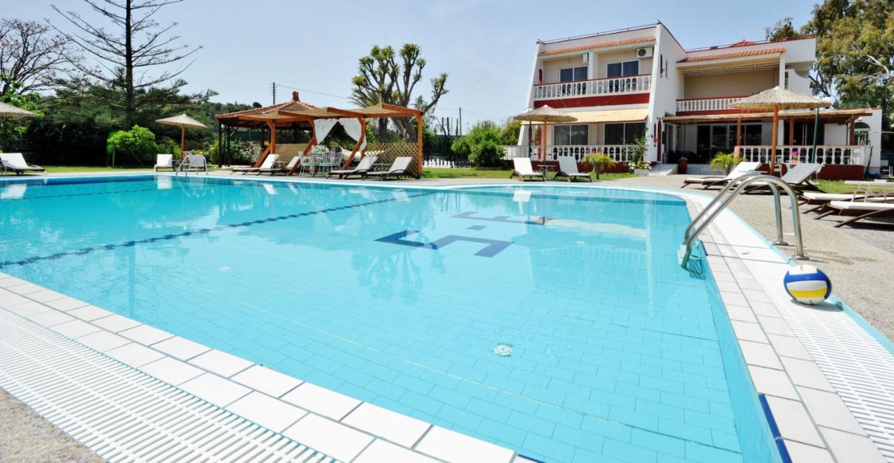 Naturist Angel Nudist Club Hotel - Adults Only Paradisi  Luaran gambar