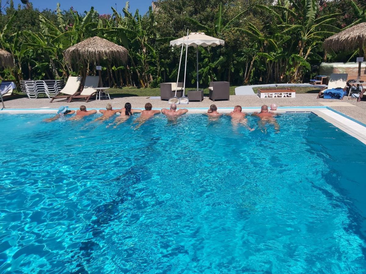 Naturist Angel Nudist Club Hotel - Adults Only Paradisi  Luaran gambar