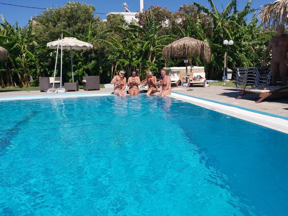 Naturist Angel Nudist Club Hotel - Adults Only Paradisi  Luaran gambar