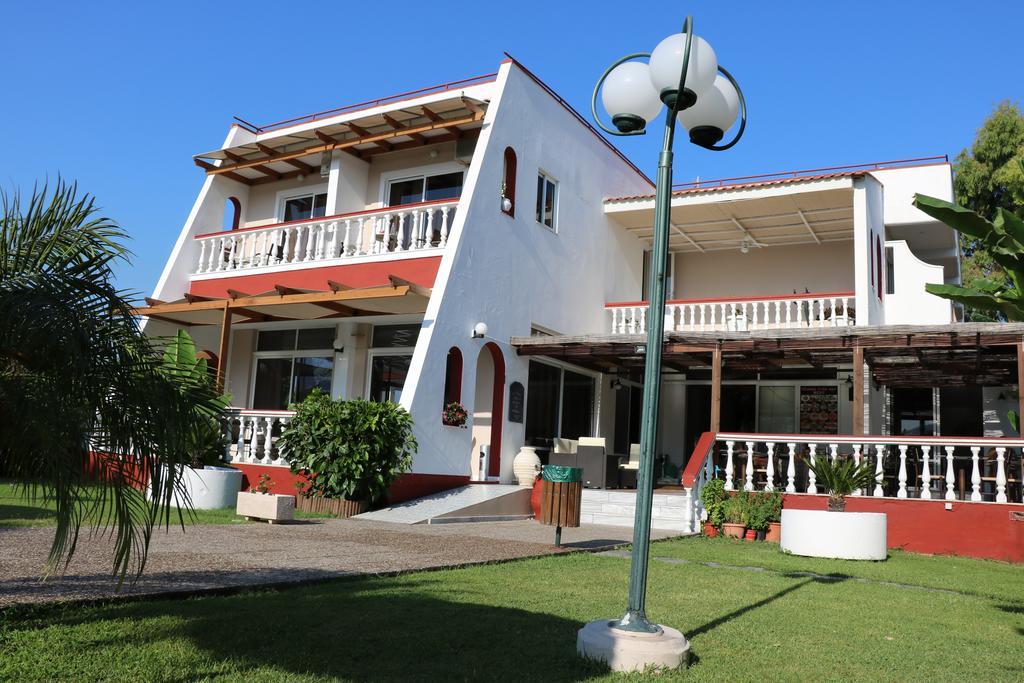 Naturist Angel Nudist Club Hotel - Adults Only Paradisi  Luaran gambar