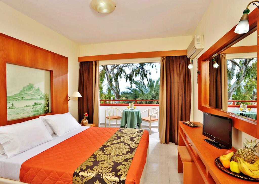 Naturist Angel Nudist Club Hotel - Adults Only Paradisi  Luaran gambar