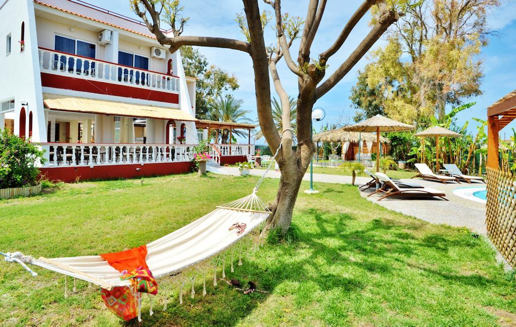 Naturist Angel Nudist Club Hotel - Adults Only Paradisi  Luaran gambar